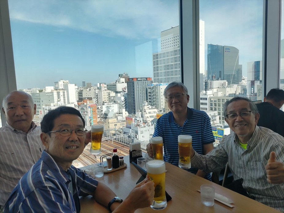 競馬を楽しむ会の様子